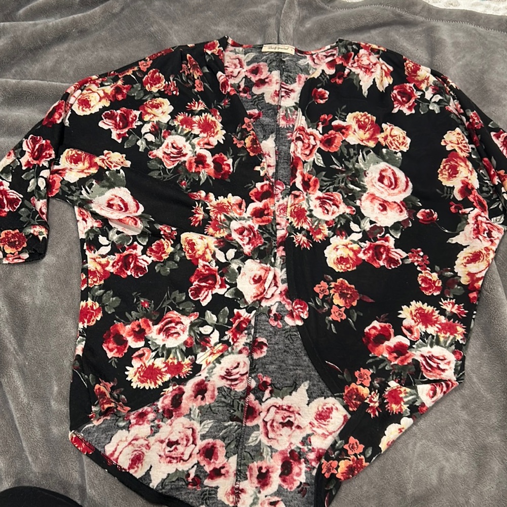 Cardigan , black with roses